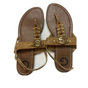 Guess brown thong sandal size 8 M GGLiberty